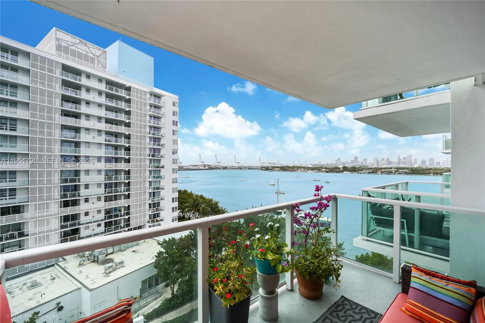 1 bedroom 1 bath for sale at 1000 West Ave # 727, Miami Beach FL 33139