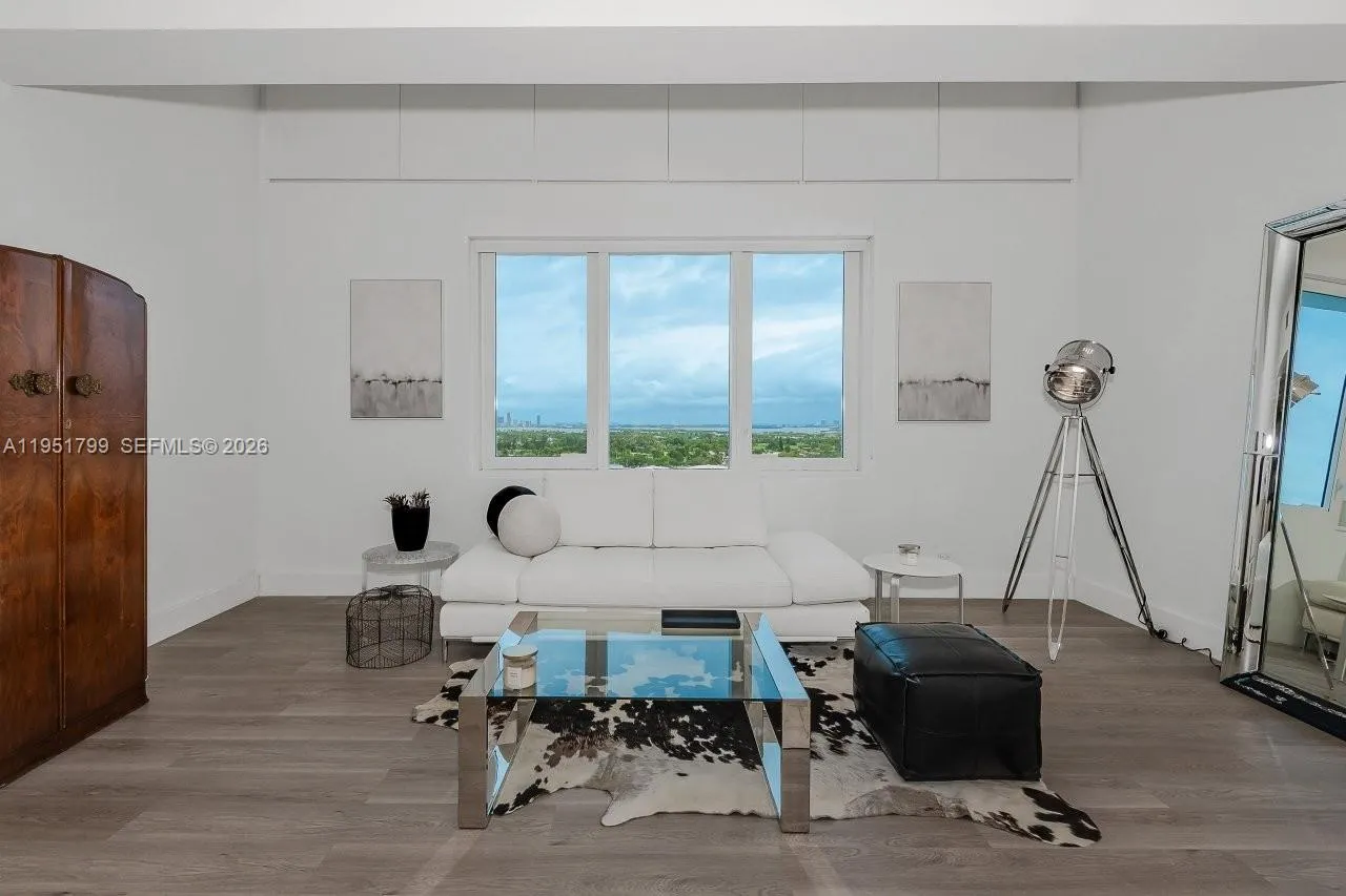 2301 Collins Ave # 1636, Miami Beach FL 33139