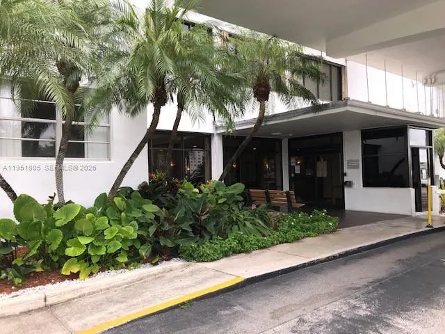 2801 NE 183rd St # 709W, Aventura FL 33160