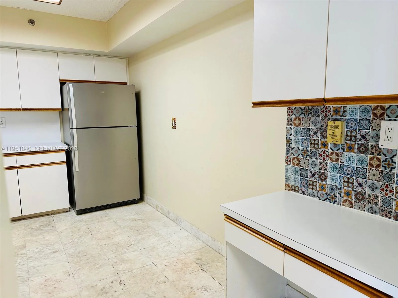 3600 Mystic Pointe Dr # 1117, Aventura FL 33180