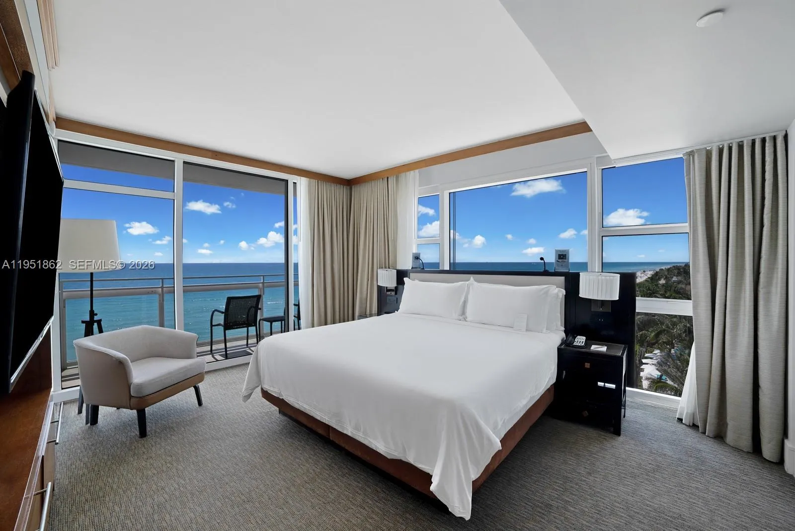6801 Collins Ave # 705, Miami Beach FL 33141