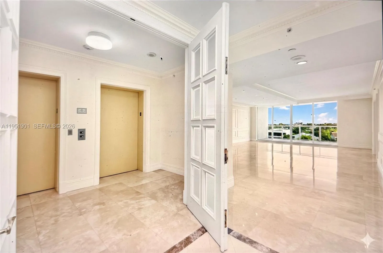 20201 E Country Club Dr # 608, Aventura FL 33180