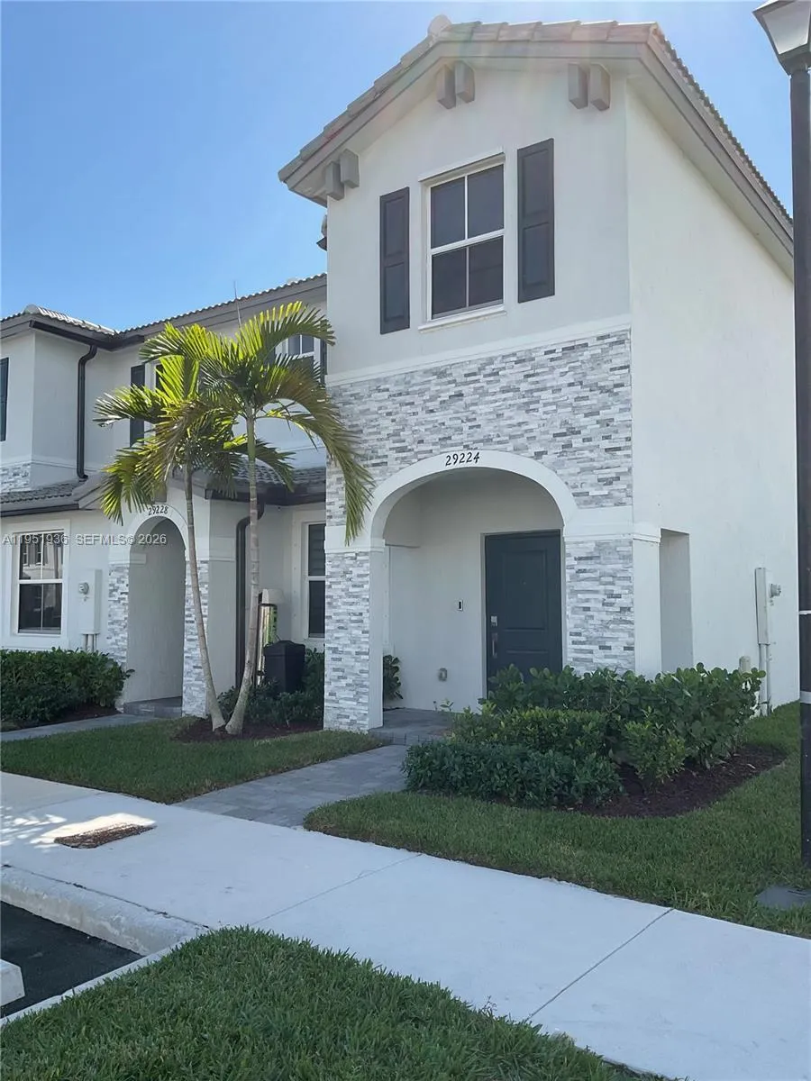 3 bedroom 2 bath for sale at 29224 SW 162nd Ct, Homestead FL 33033
