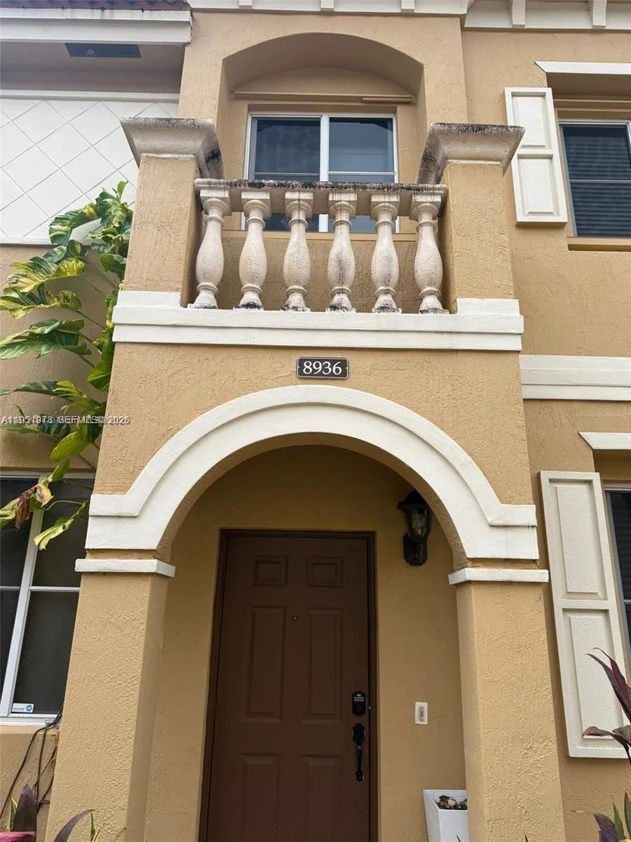2 bedroom 2 bath for sale at 8936 SW 18th St, Miramar FL 33025