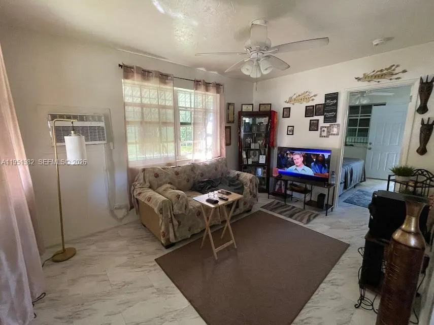 1786 NW 53rd St, Miami FL 33142