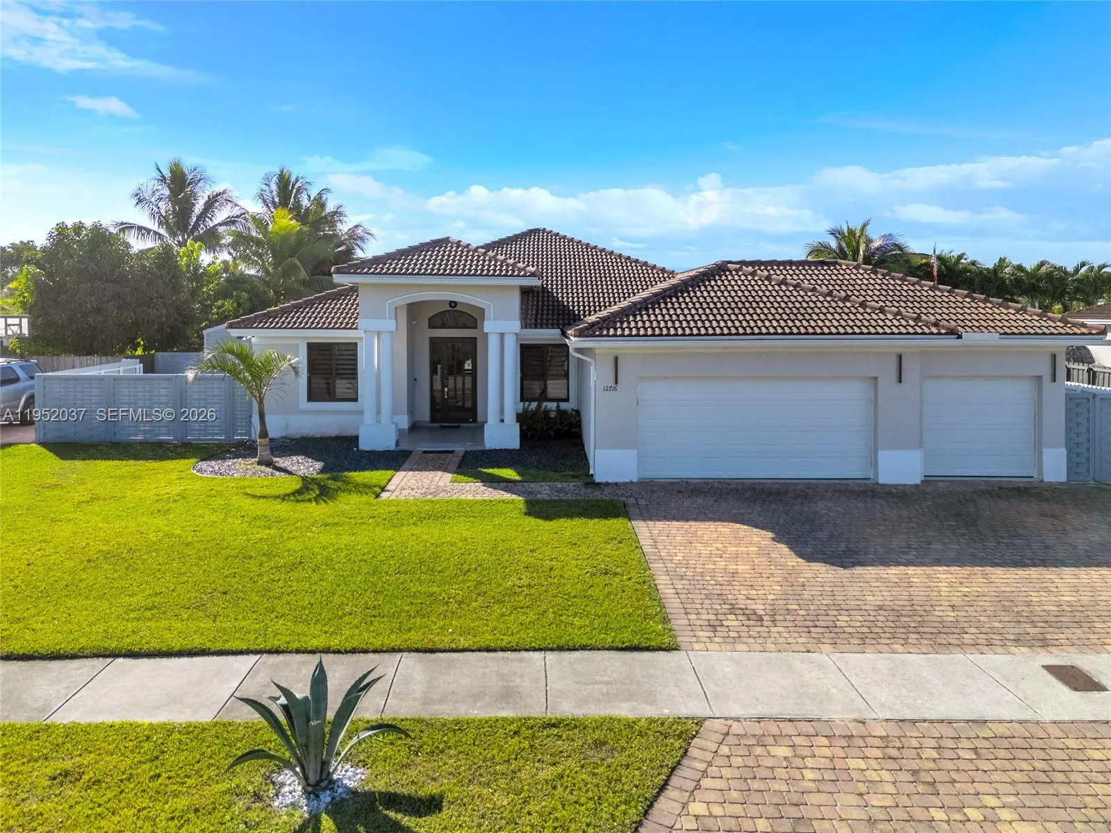 5 bedroom 3 bath for sale at 12716 SW 224th St, Miami FL 33170
