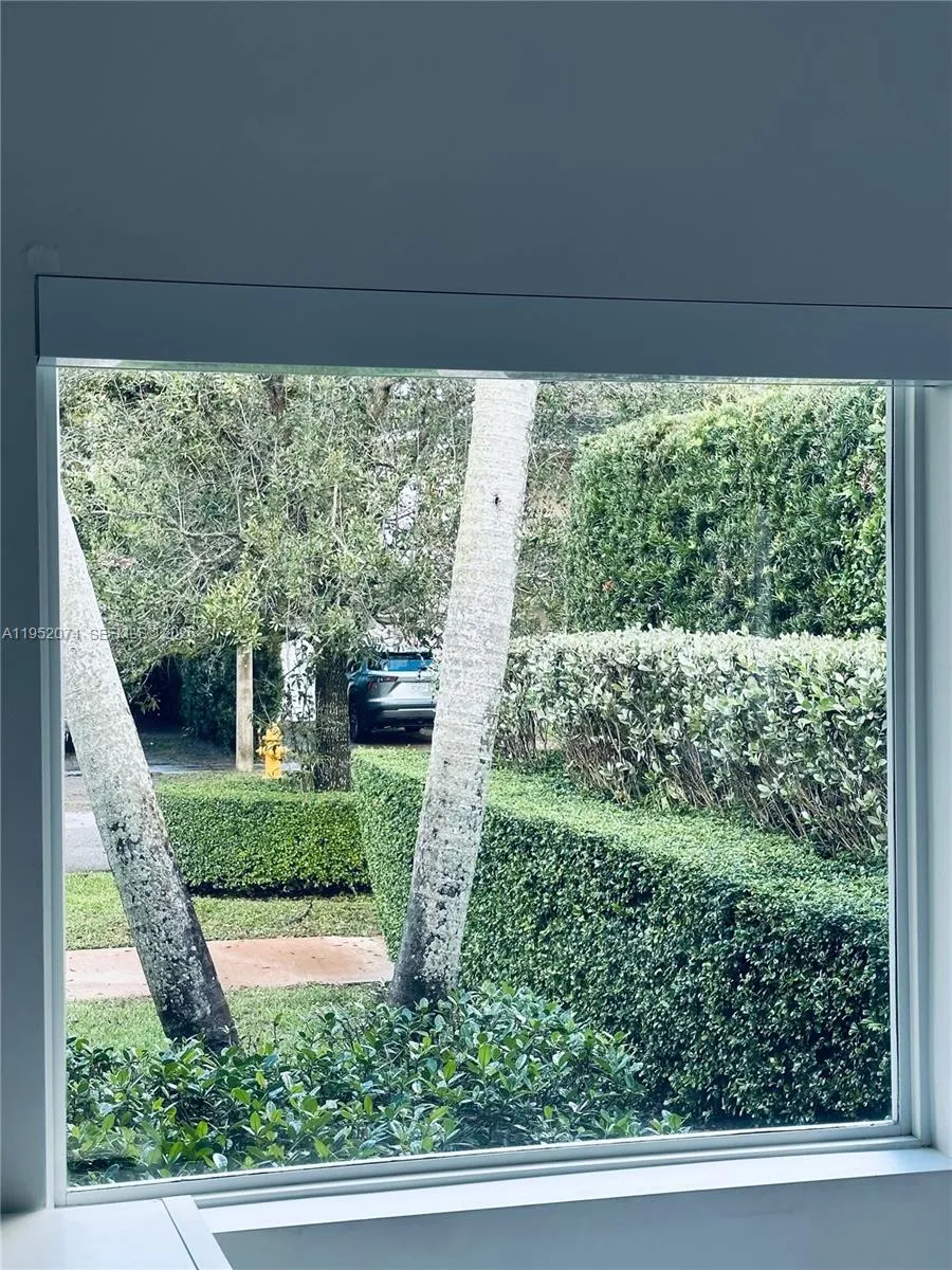 1430 N Baracoa Ave, Coral Gables FL 33146