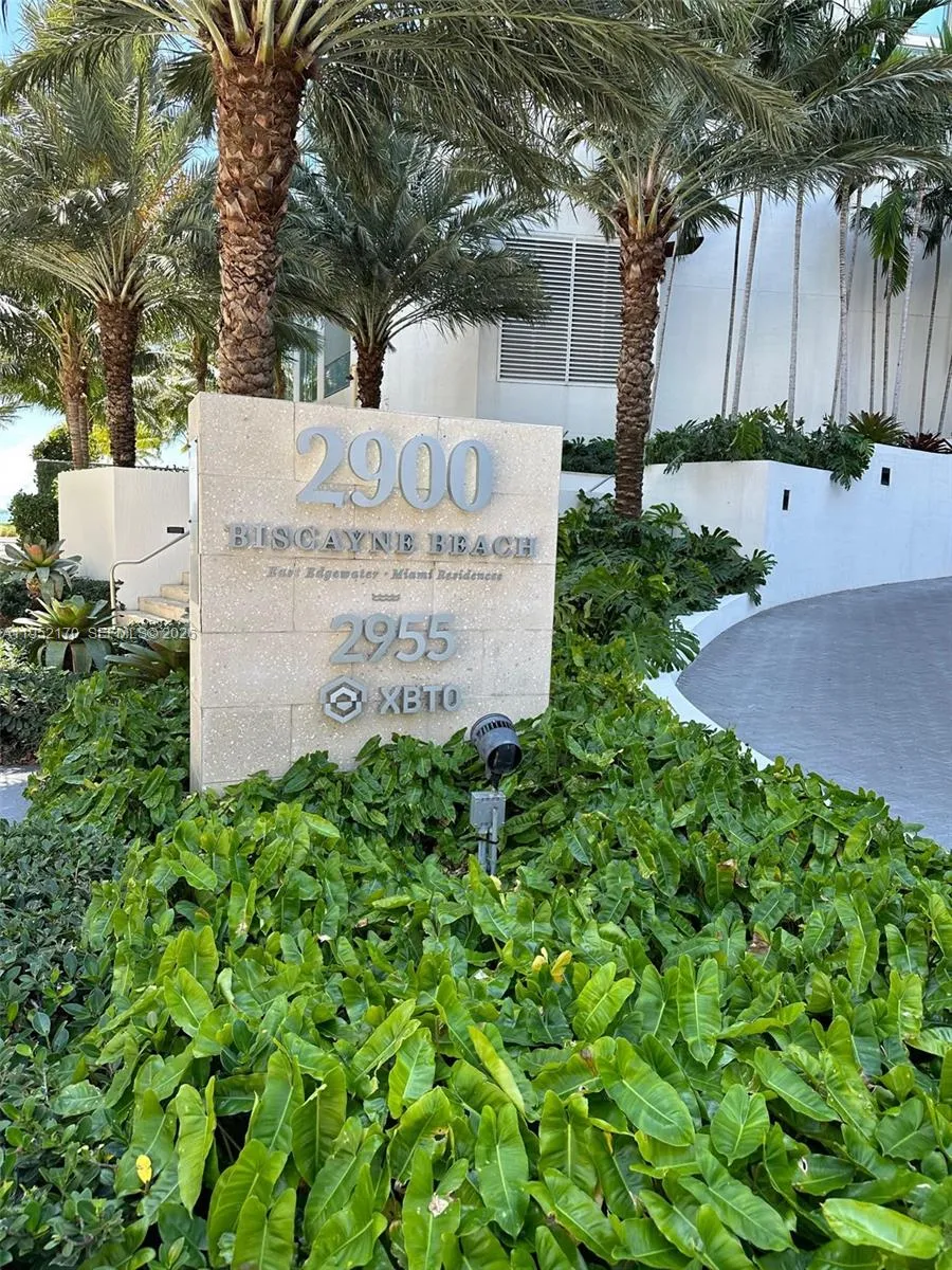 1 bedroom 2 bath for rent at 2900 NE 7th Ave # 2708, Miami FL 33137