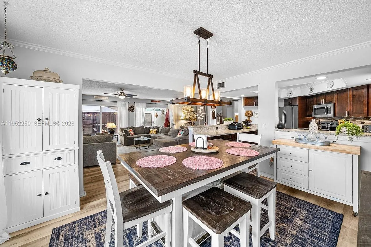 3 bedroom 2 bath for sale at 11625 Winchester Dr # B, Palm Beach Gardens FL 33410