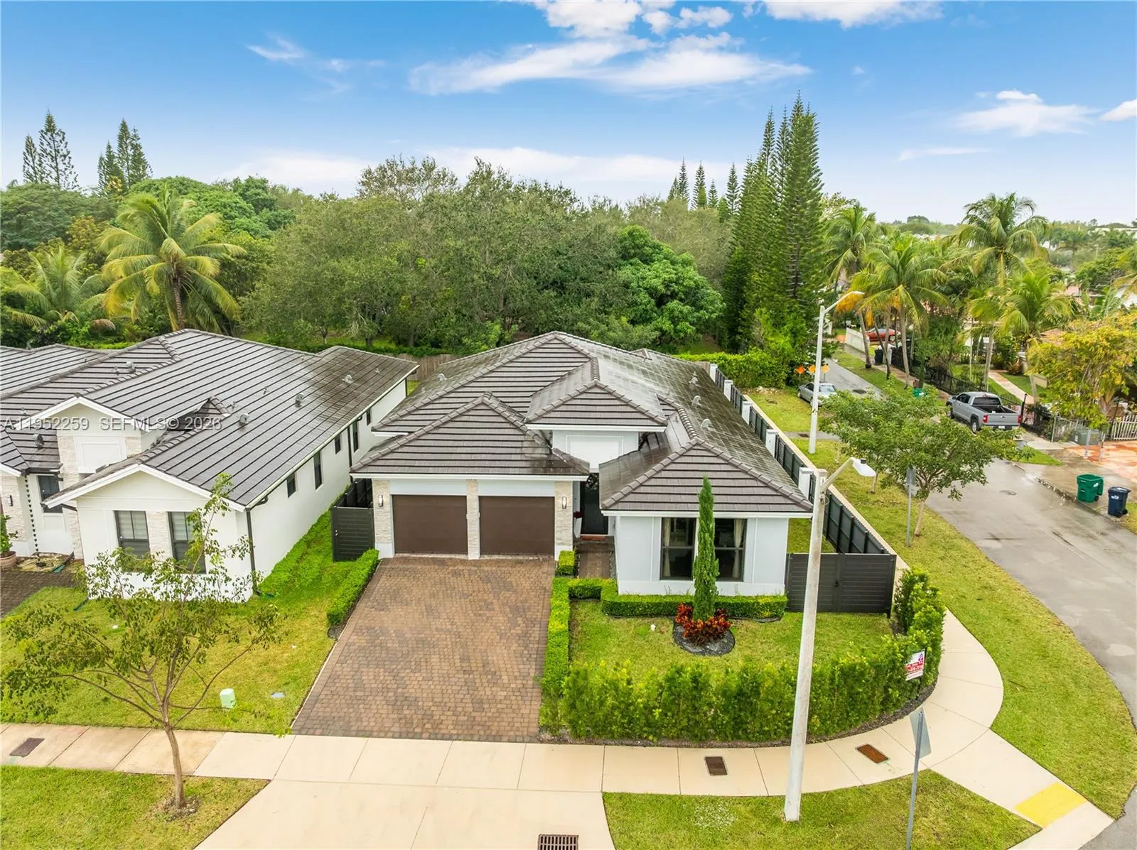 4 bedroom 3 bath for sale at 19410 SW 124th Ct, Miami FL 33177