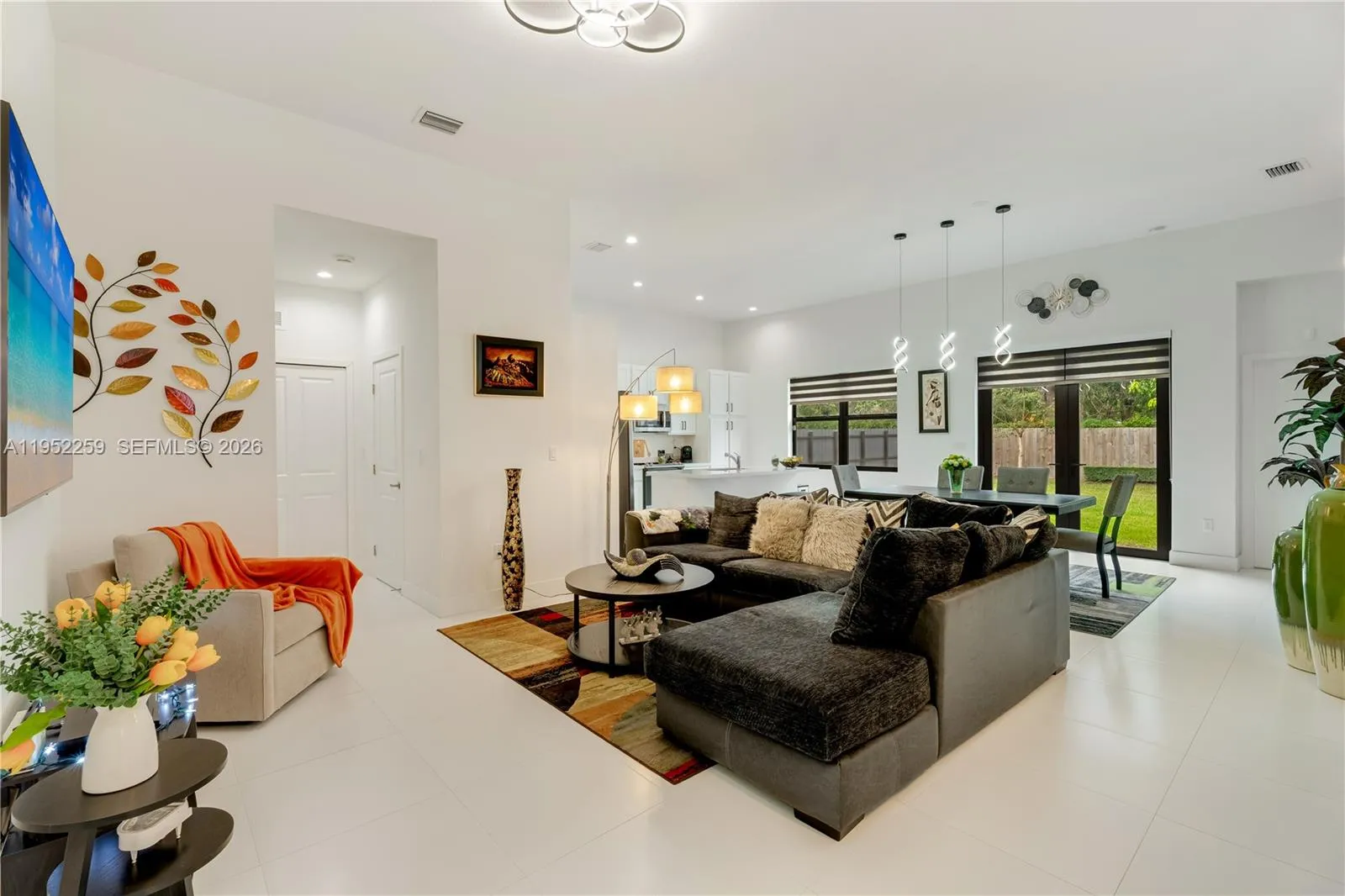 19410 SW 124th Ct, Miami FL 33177