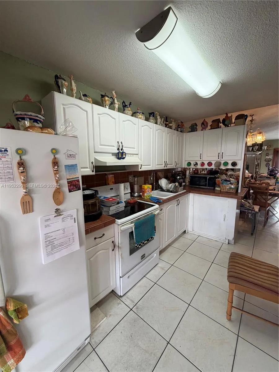 9069 NW 121st Ter # 81, Hialeah Gardens FL 33018