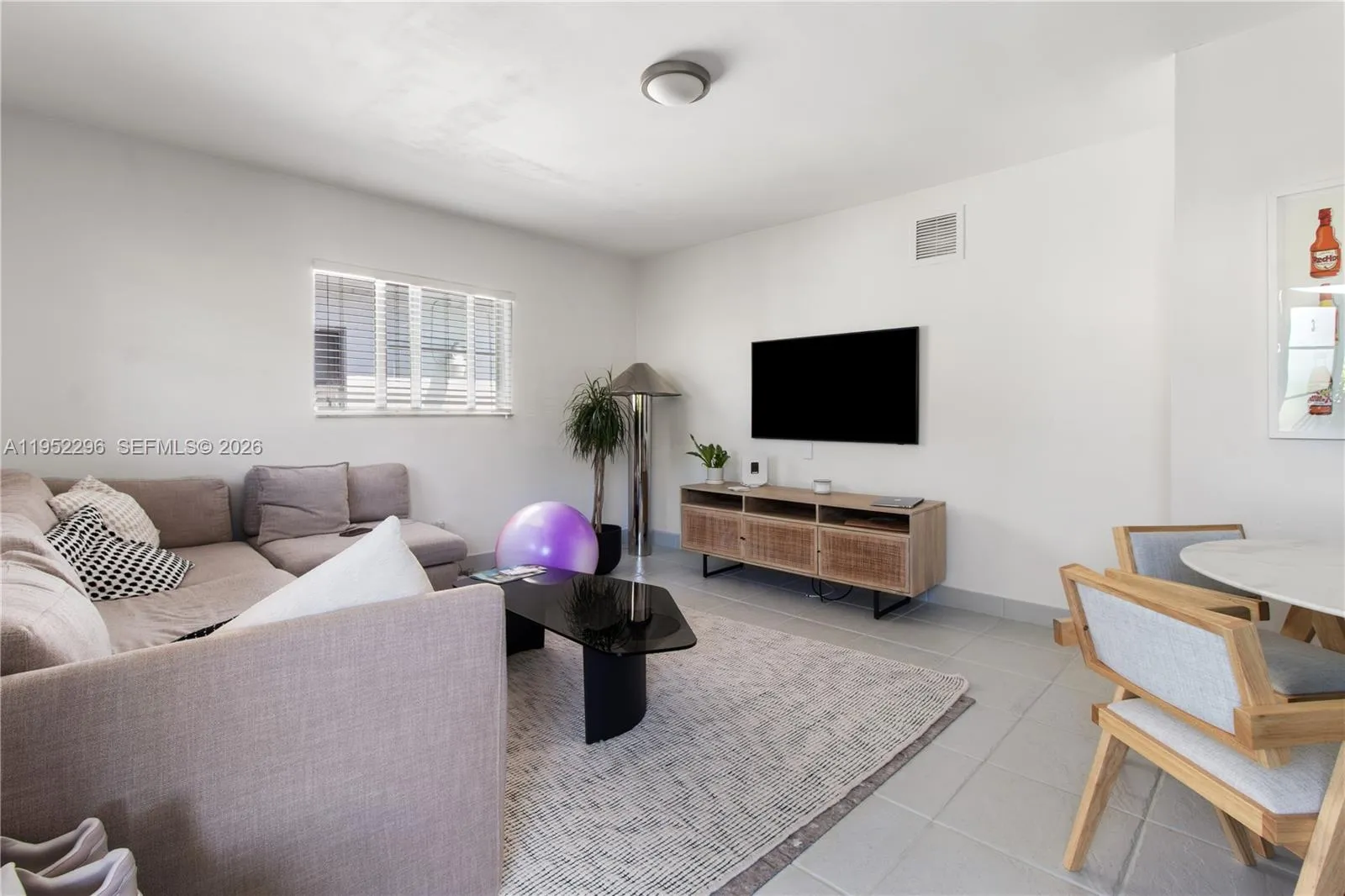 1050 7th St # 3, Miami Beach FL 33139