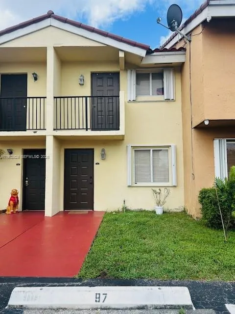 560 NW 82nd Pl # 306, Miami FL 33126