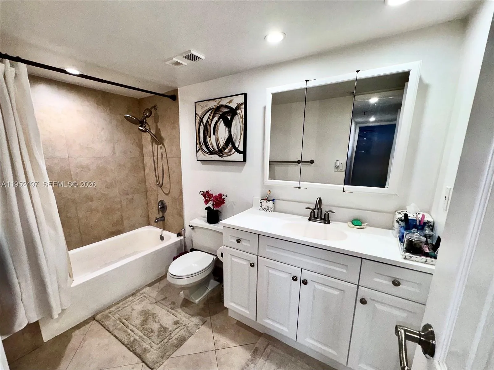 2401 Collins Ave # 509, Miami Beach FL 33140