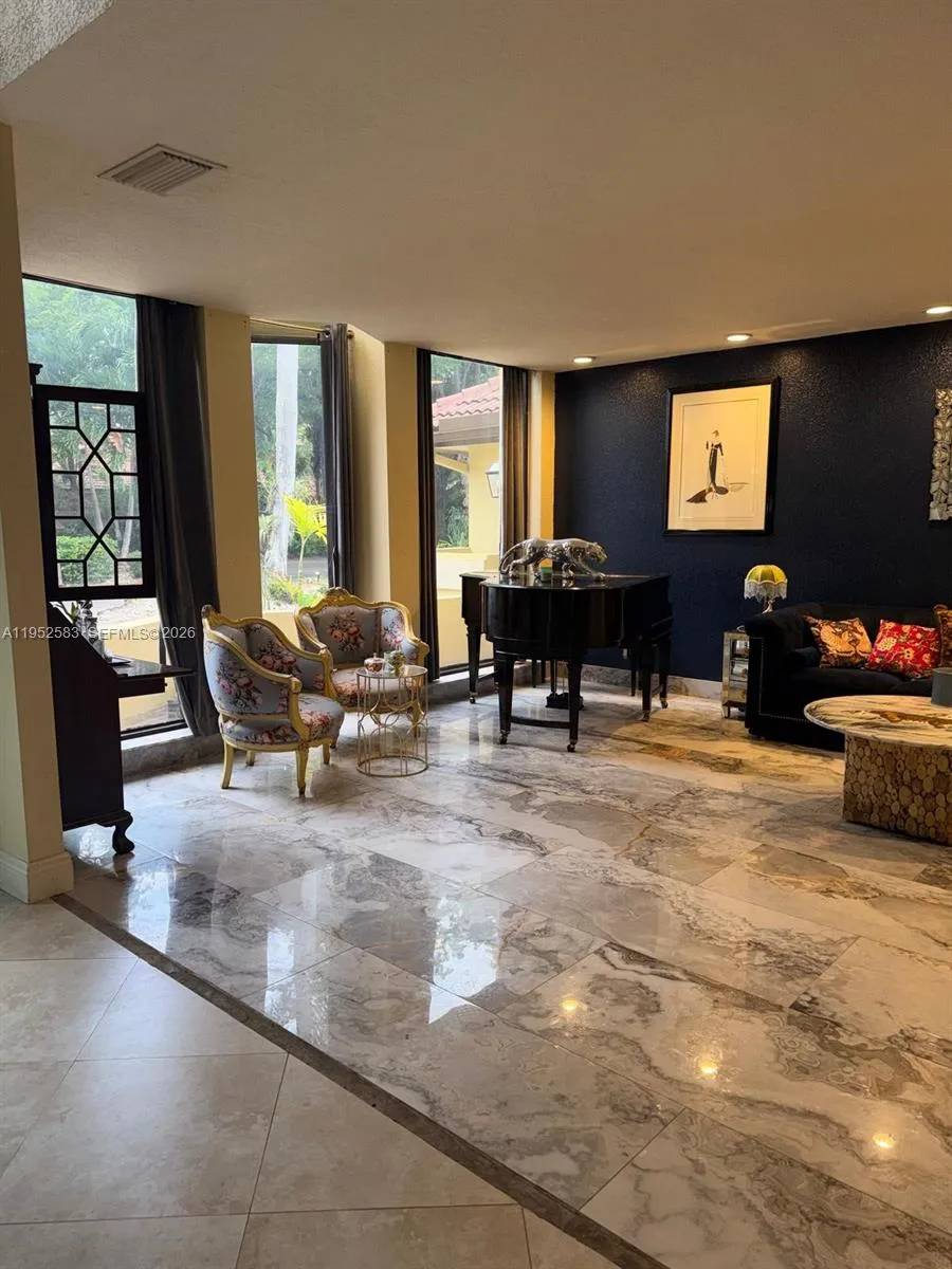 10258 Vestal Mnr, Coral Springs FL 33071