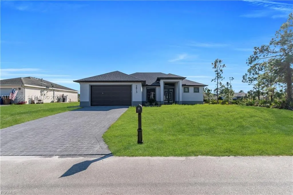2815 44th ST W, Lehigh Acres FL 33971
