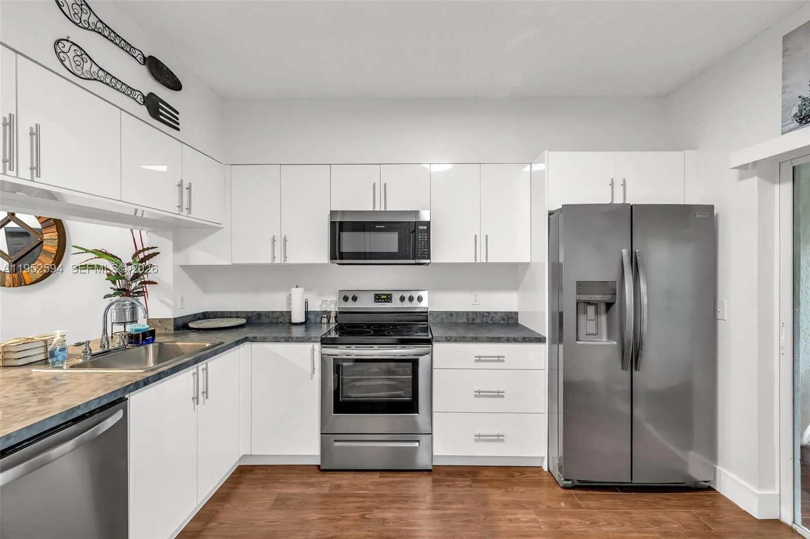 3340 Confetti Ln # 9, Margate FL 33063