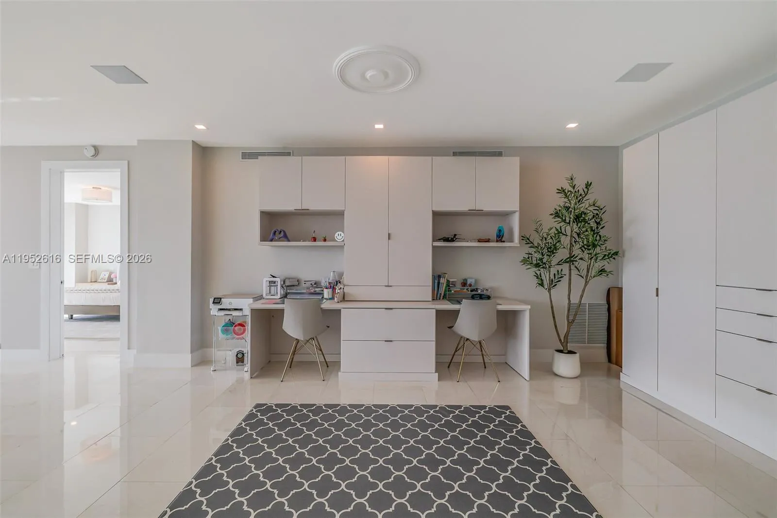 3400 SW 27th Ave # 802, Miami FL 33133