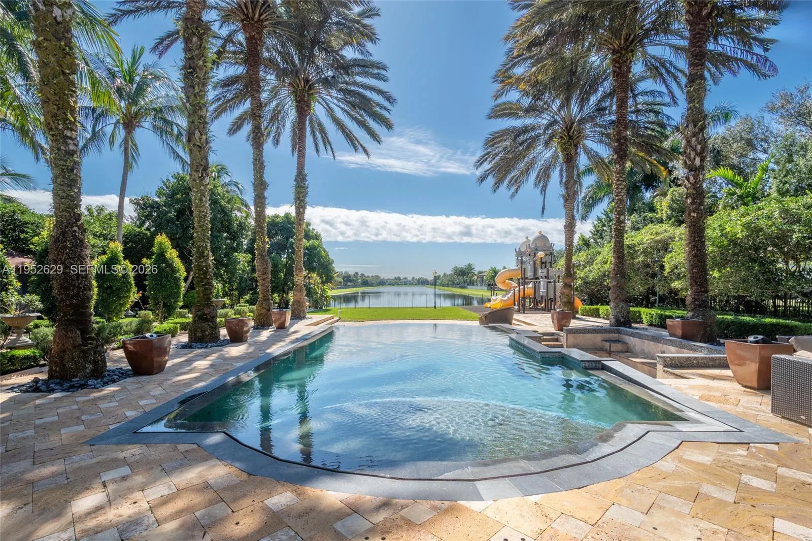 11356 Canyon Maple Blvd, Davie FL 33330