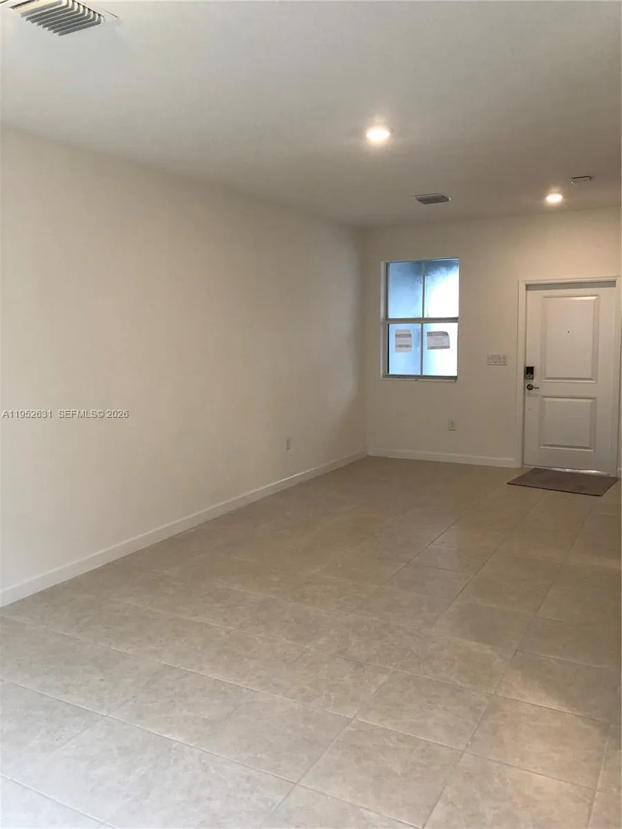 2610 SE 13th St, Homestead FL 33035