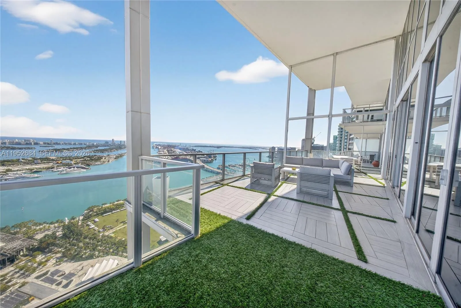 1100 Biscayne Blvd # 5306, Miami FL 33132