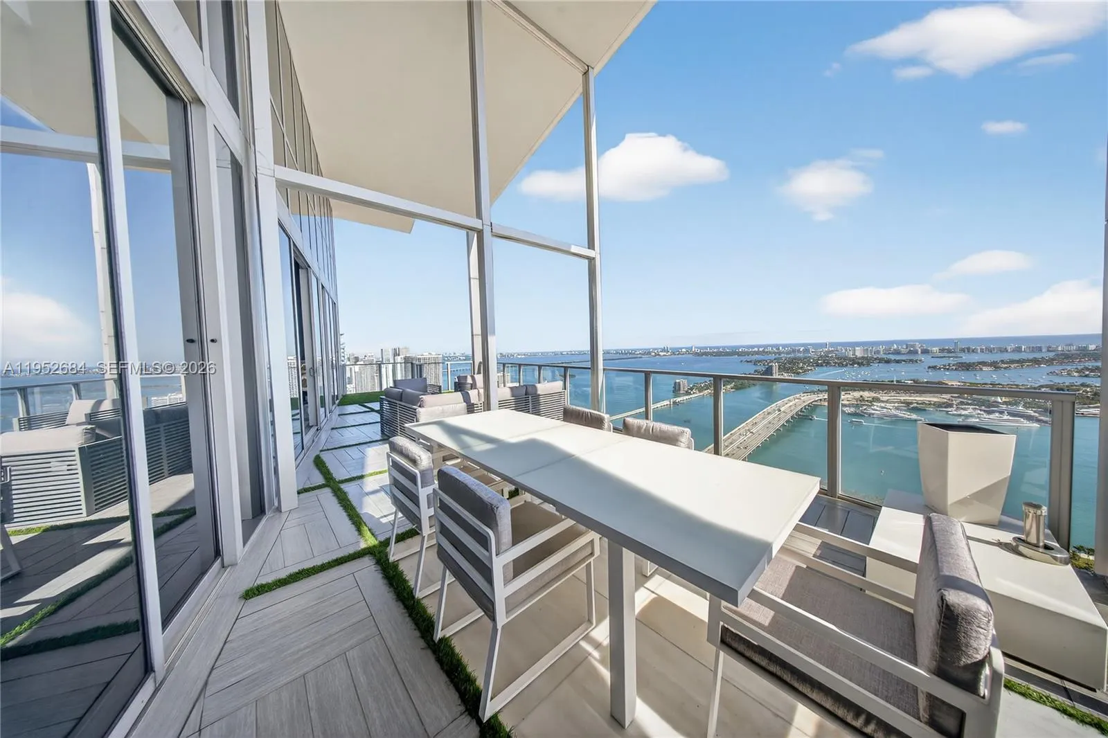 1100 Biscayne Blvd # 5306, Miami FL 33132