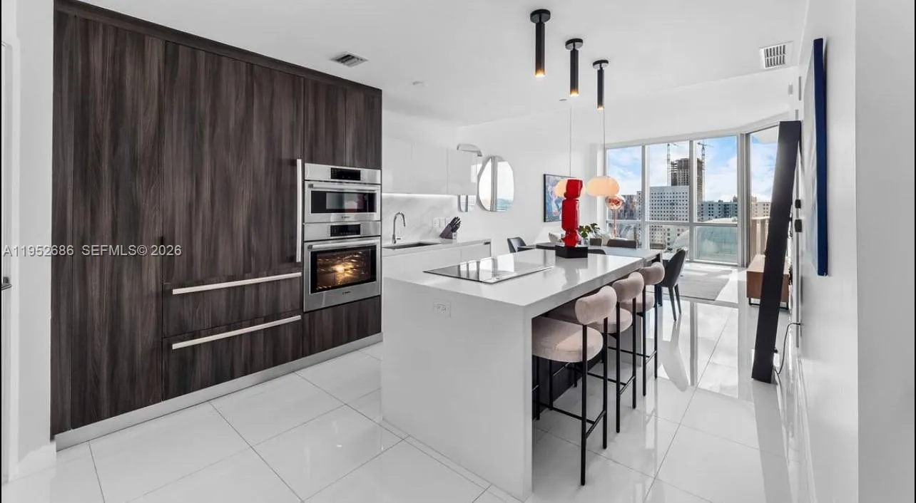 2 bedroom 2 bath for sale at 851 NE 1st Ave # 1606, Miami FL 33132
