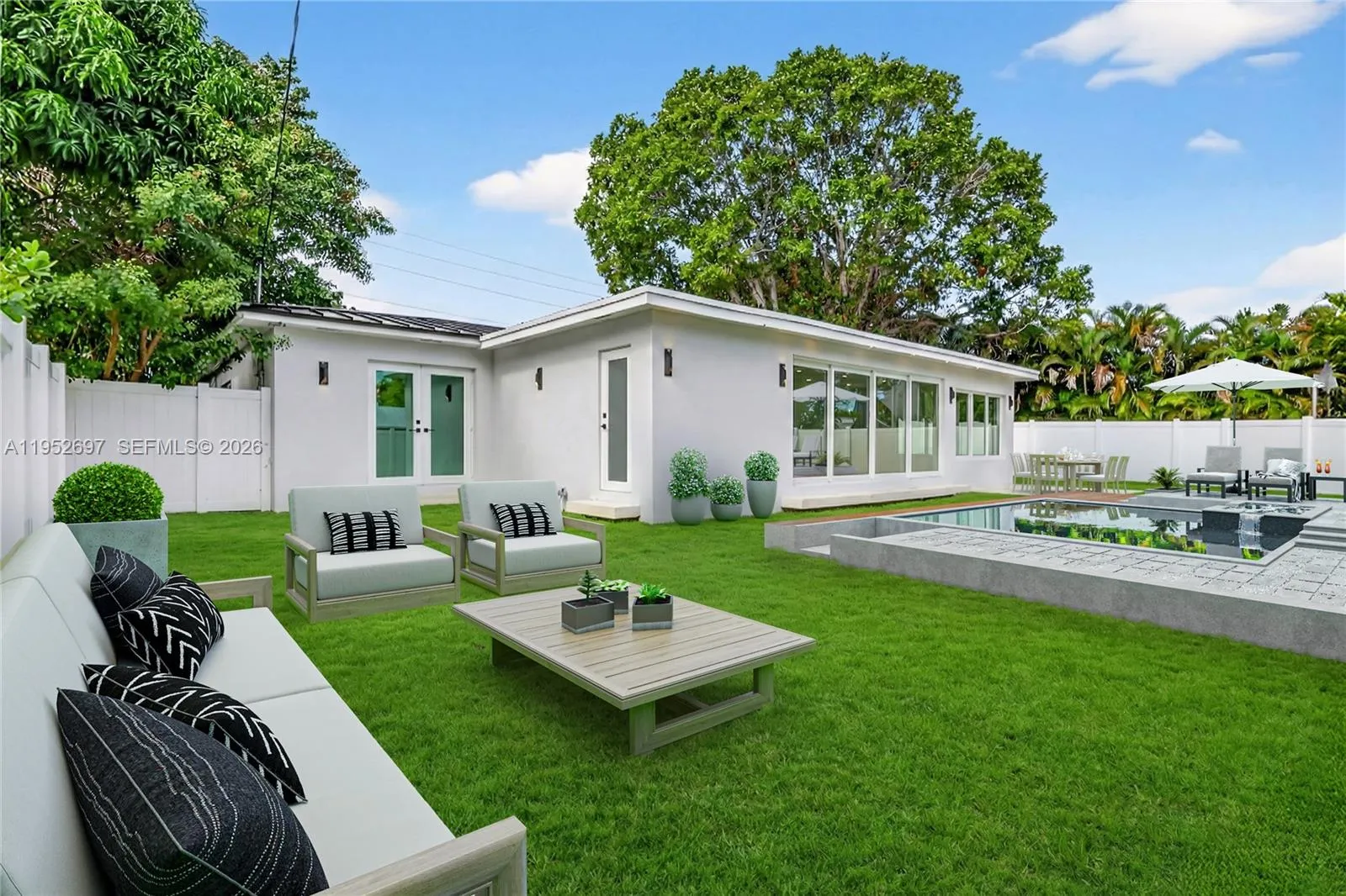 1917 N Swinton Ave, Delray Beach FL 33444