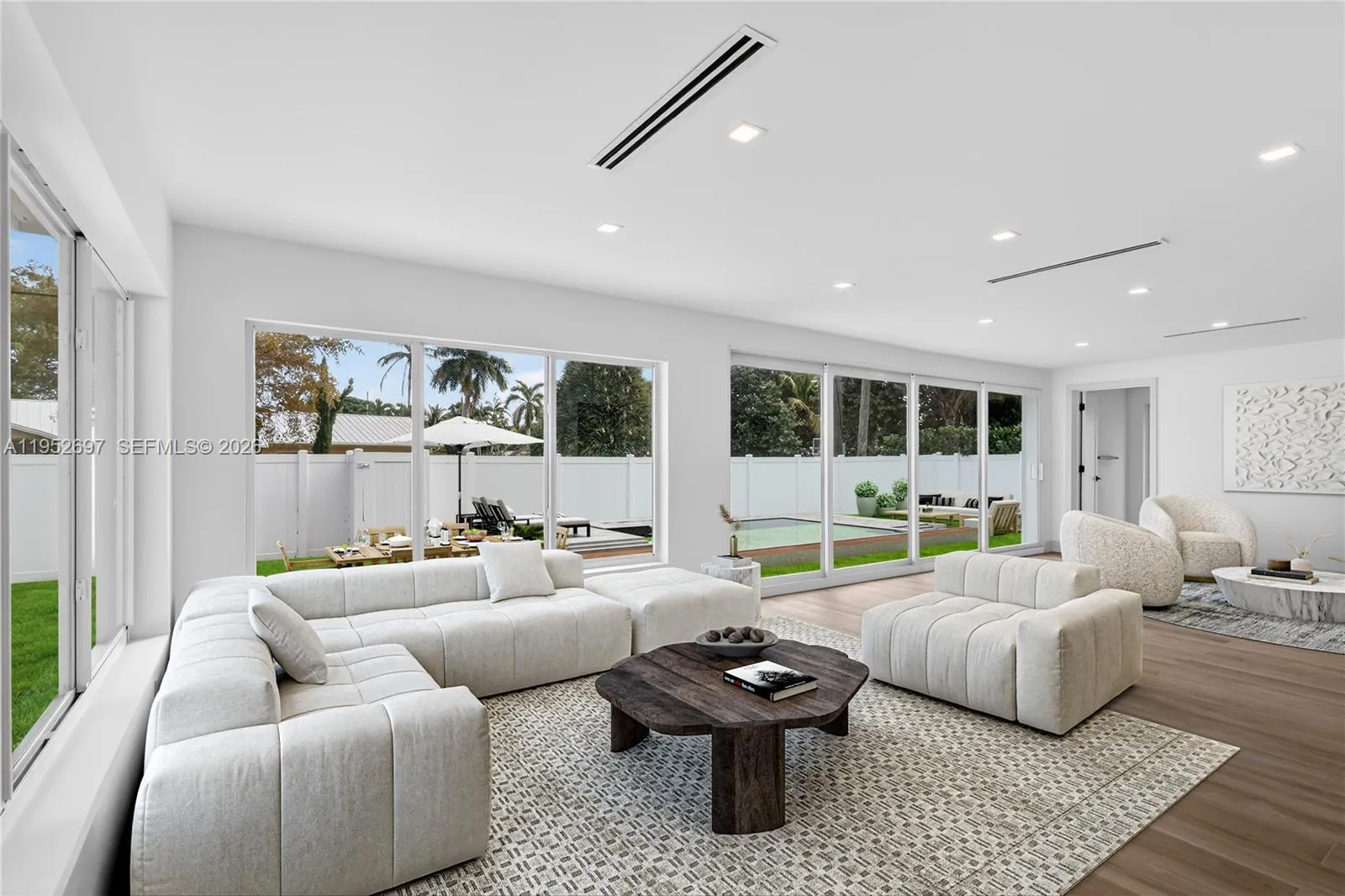 1917 N Swinton Ave, Delray Beach FL 33444