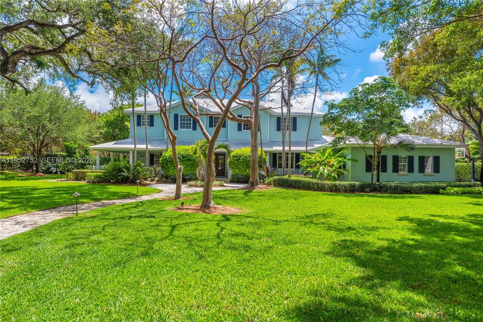 6900 SW 115th St, Pinecrest FL 33156