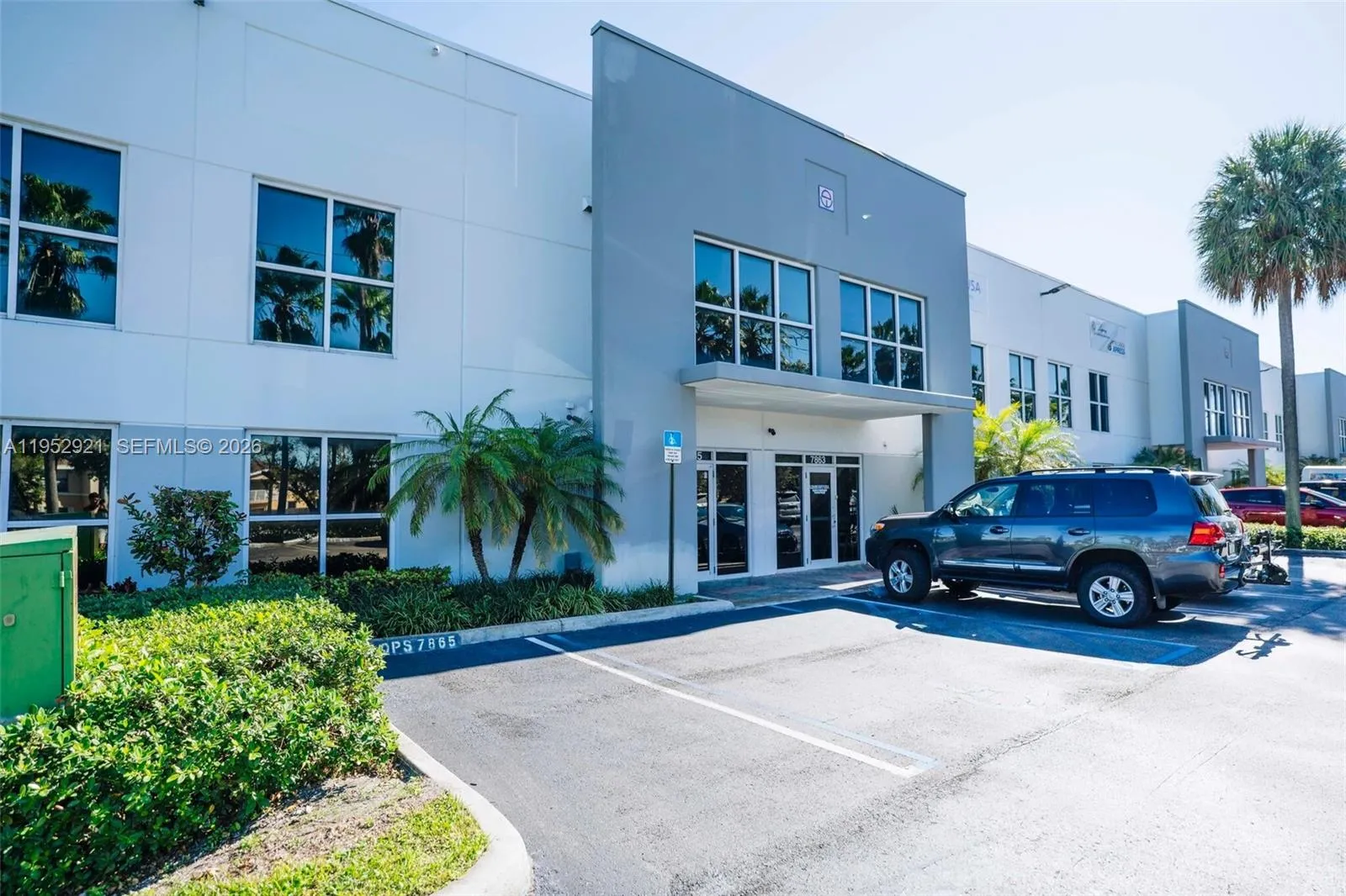 7865 NW 46th St # 8, Doral FL 33166