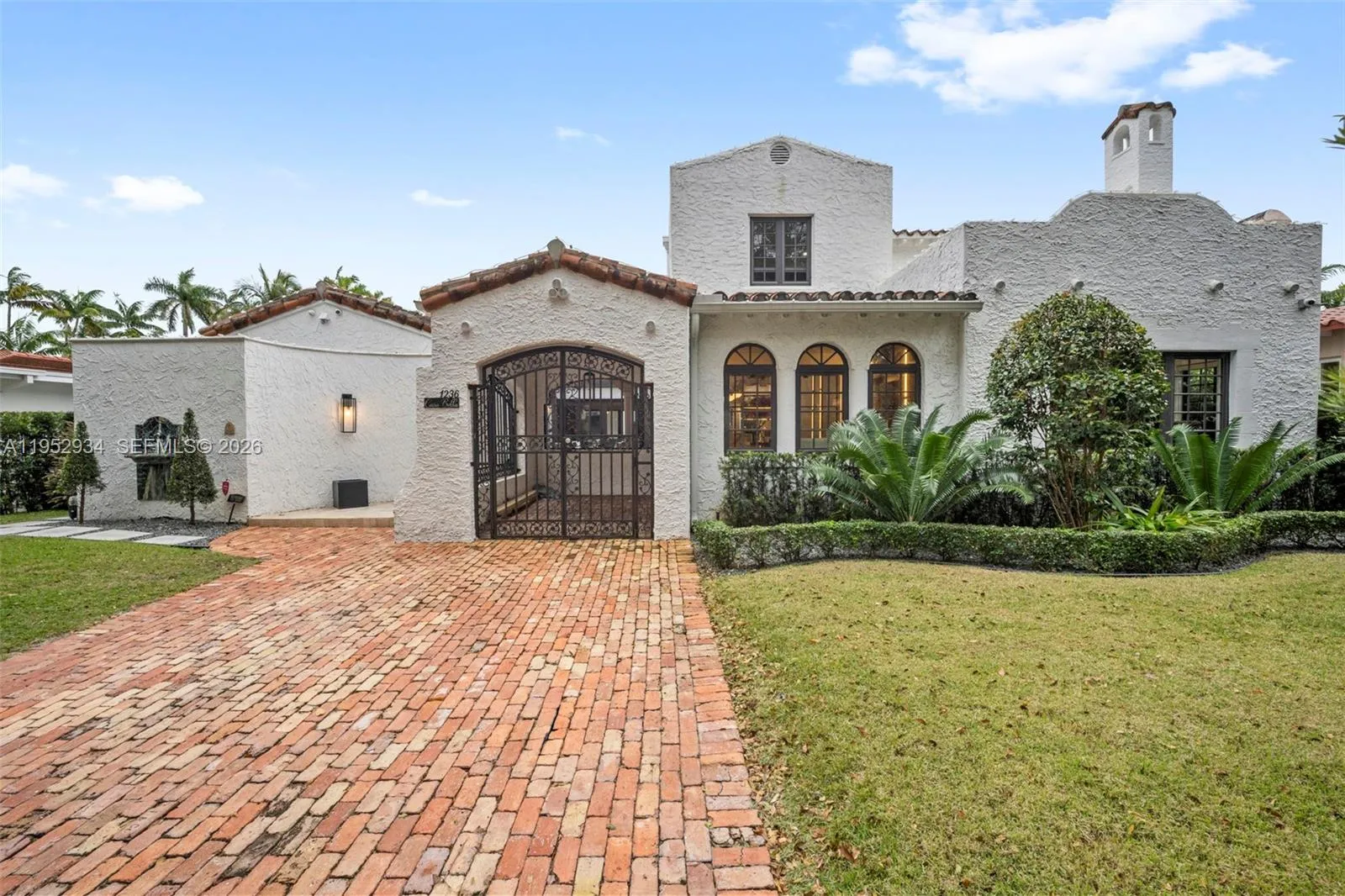 1236 Obispo Ave, Coral Gables FL 33134