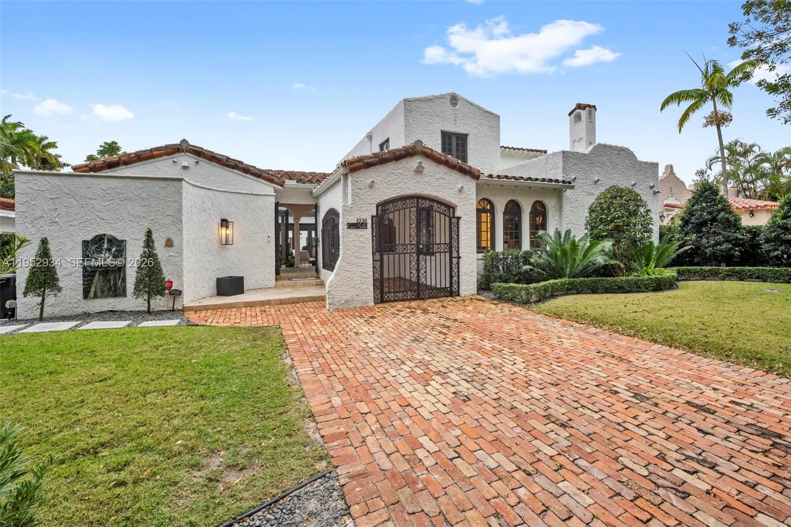 1236 Obispo Ave, Coral Gables FL 33134