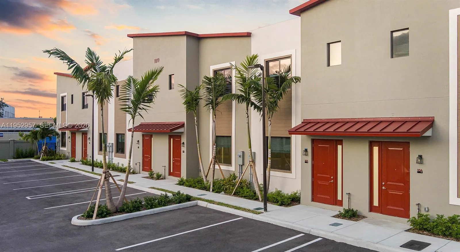 1001 NE 58th St # B, Oakland Park FL 33334