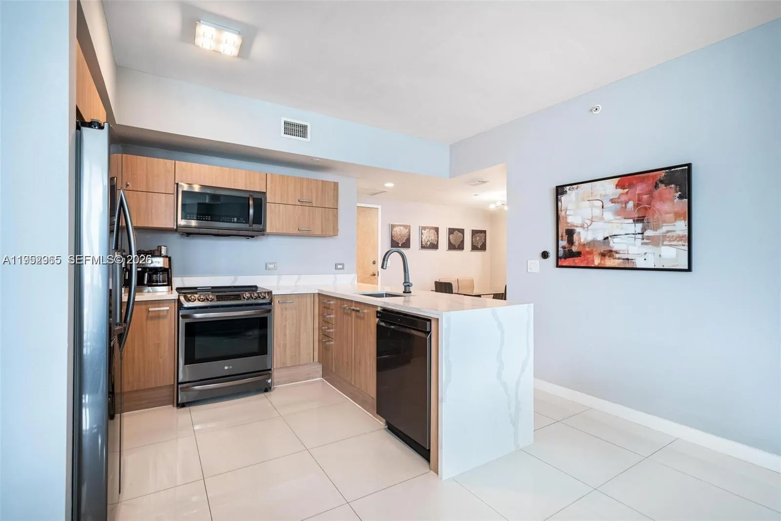 2 bedroom 2 bath for sale at 350 S Miami Ave # 2505, Miami FL 33130