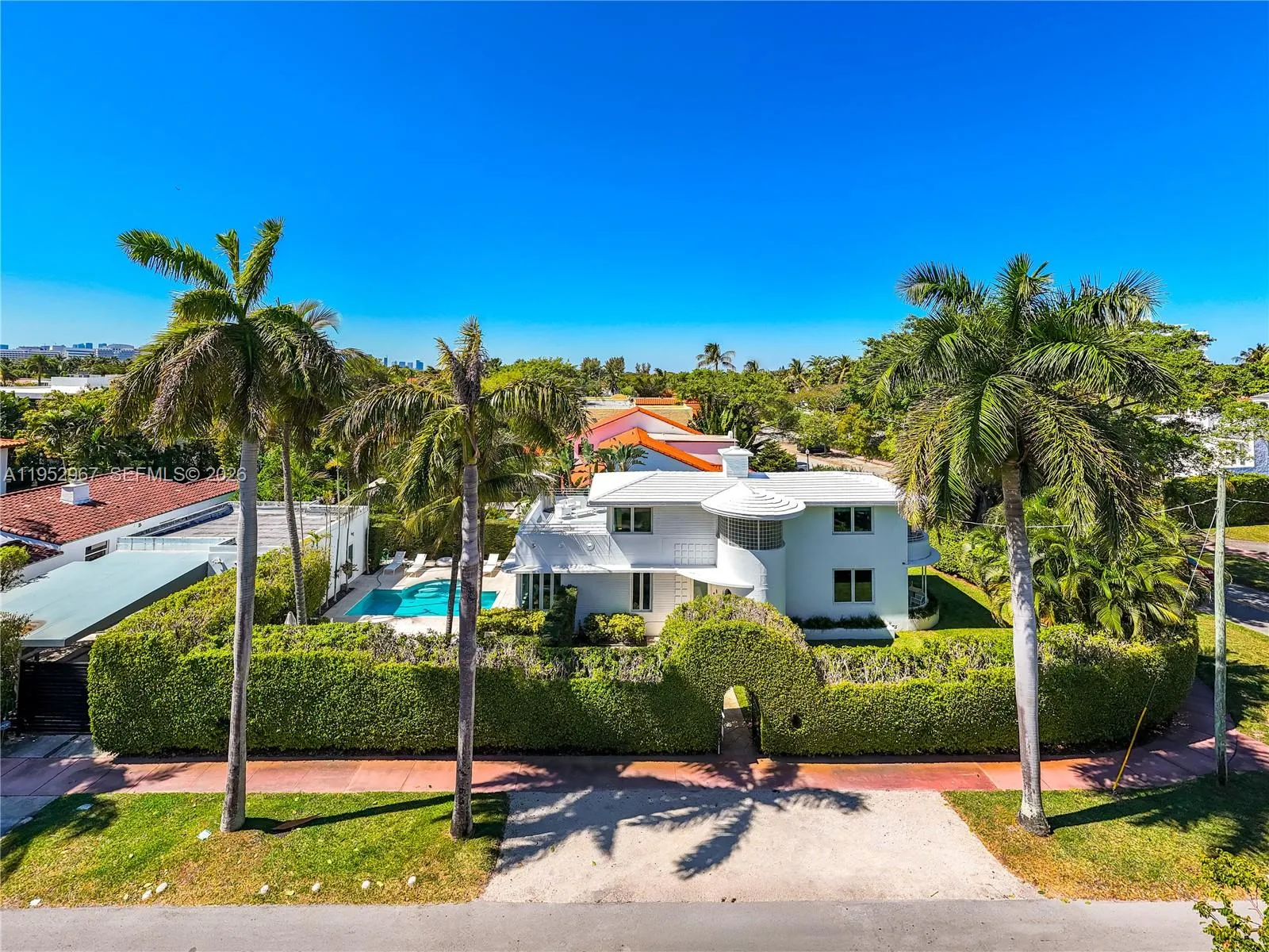 4580 Post Ave, Miami Beach FL 33140
