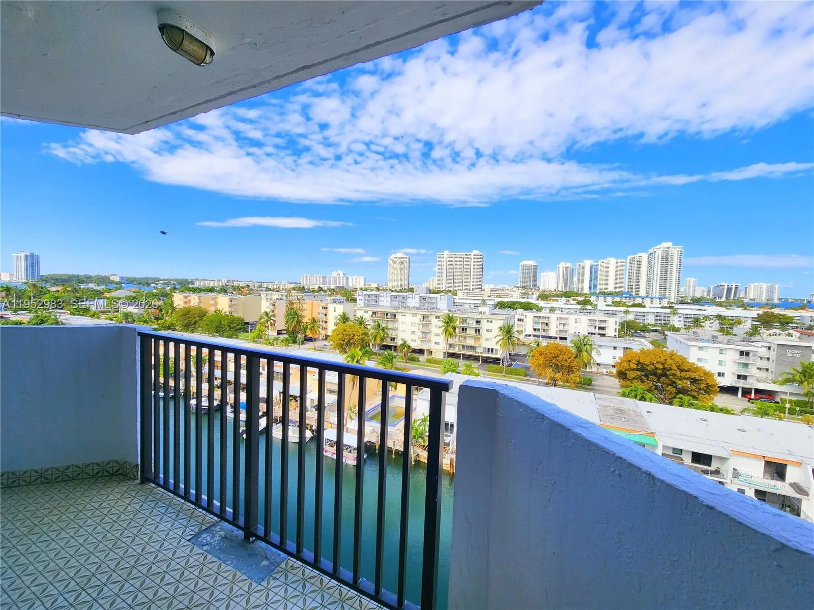 3703 NE 166th St # 905, North Miami Beach FL 33160