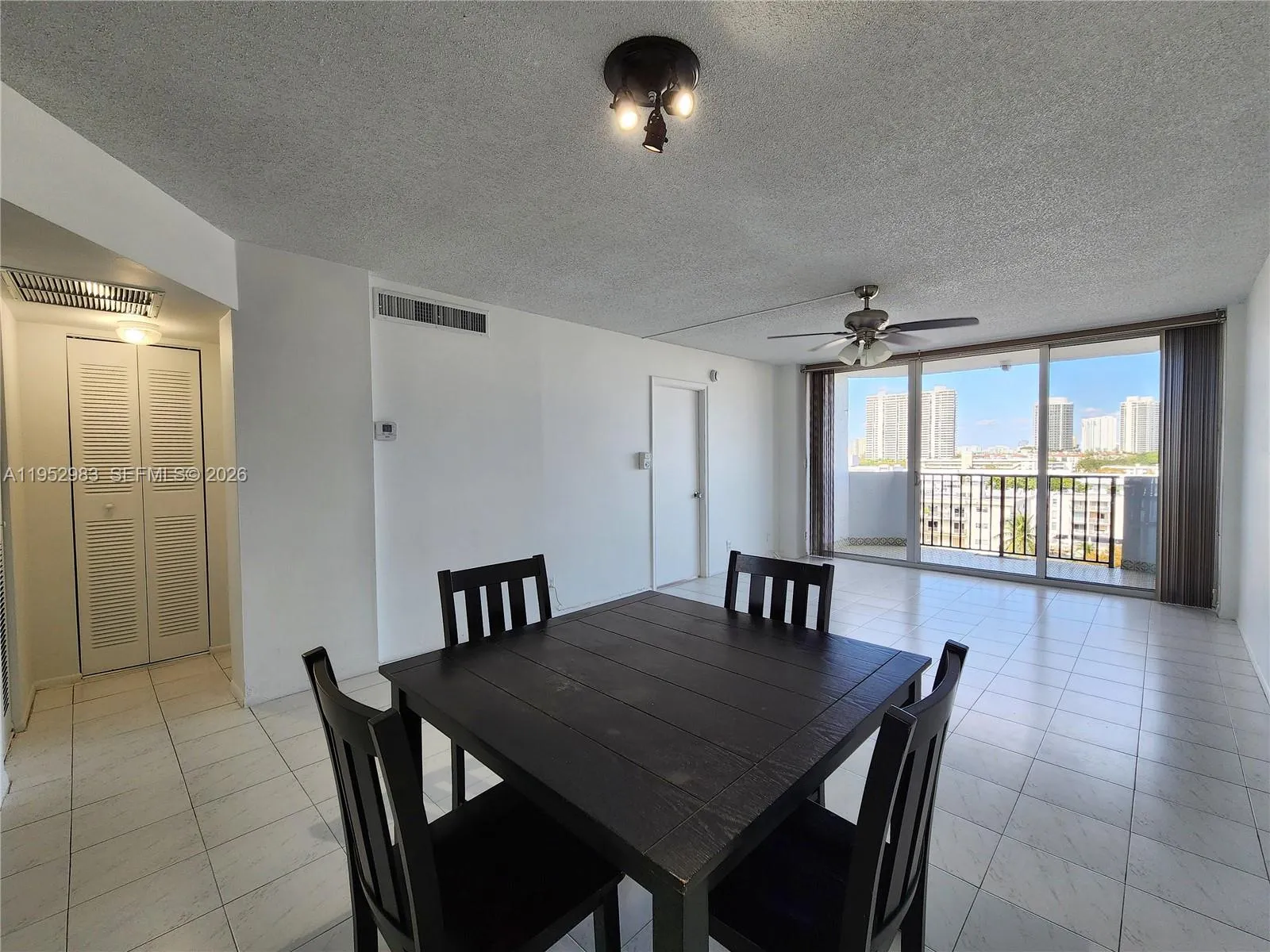 3703 NE 166th St # 905, North Miami Beach FL 33160