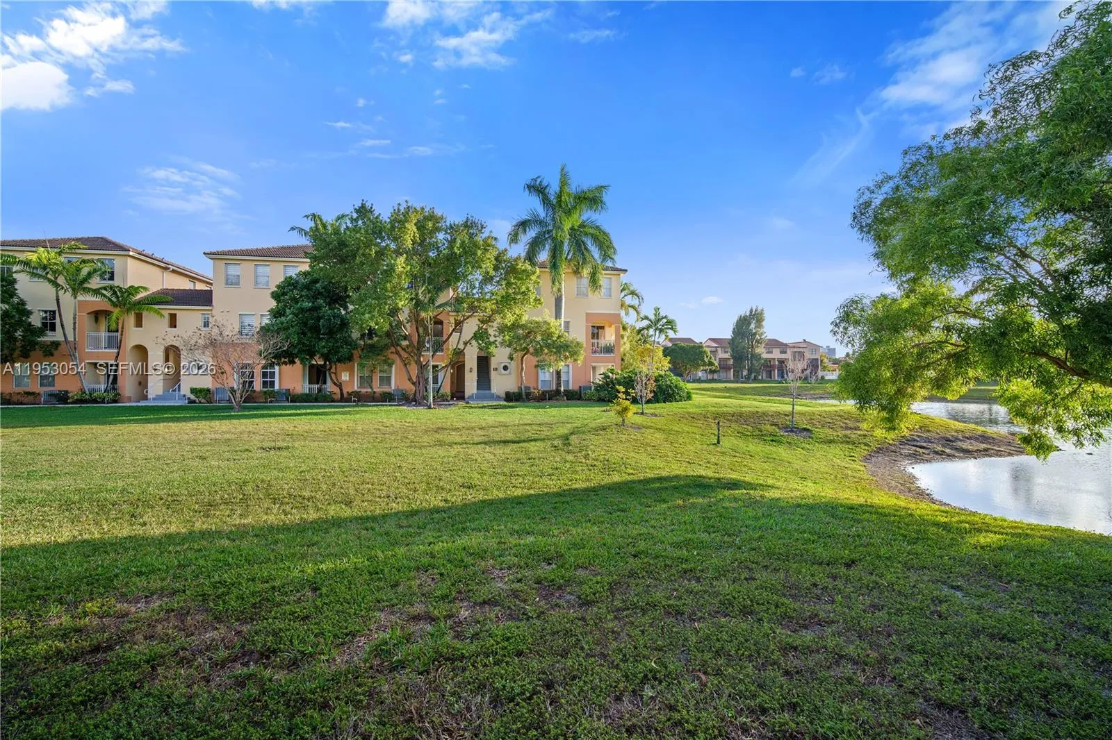 10242 NW 7th St # 209, Miami FL 33172
