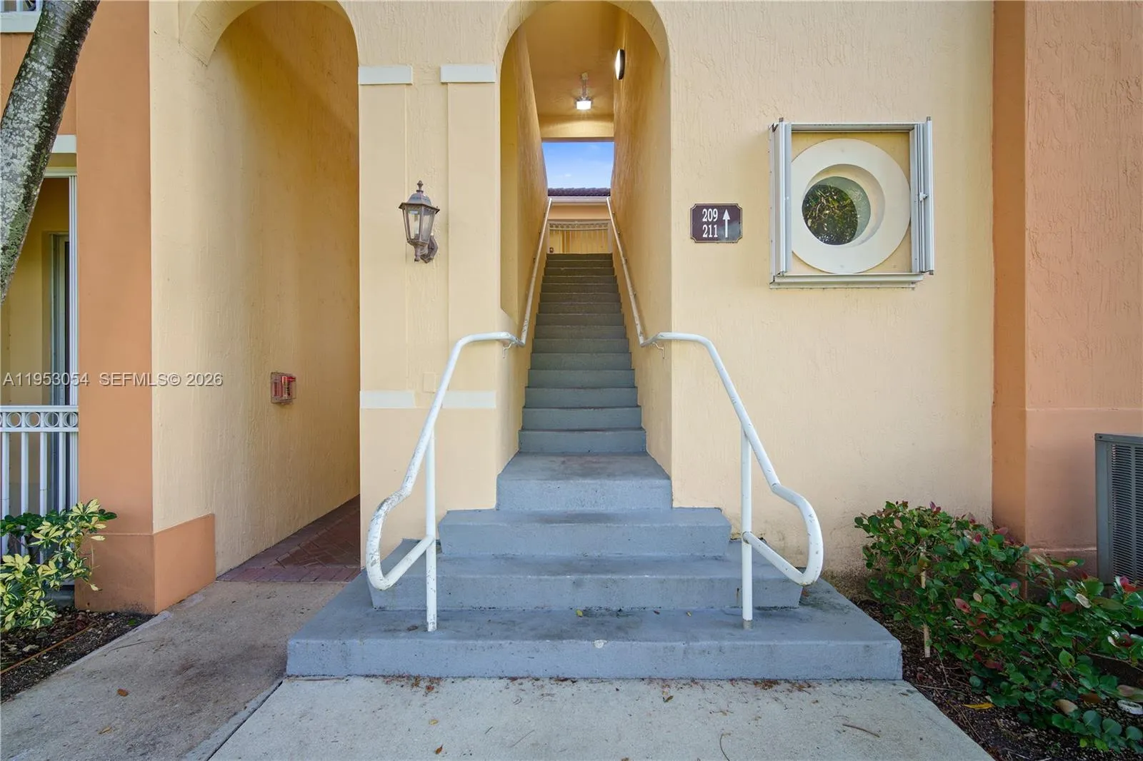 10242 NW 7th St # 209, Miami FL 33172