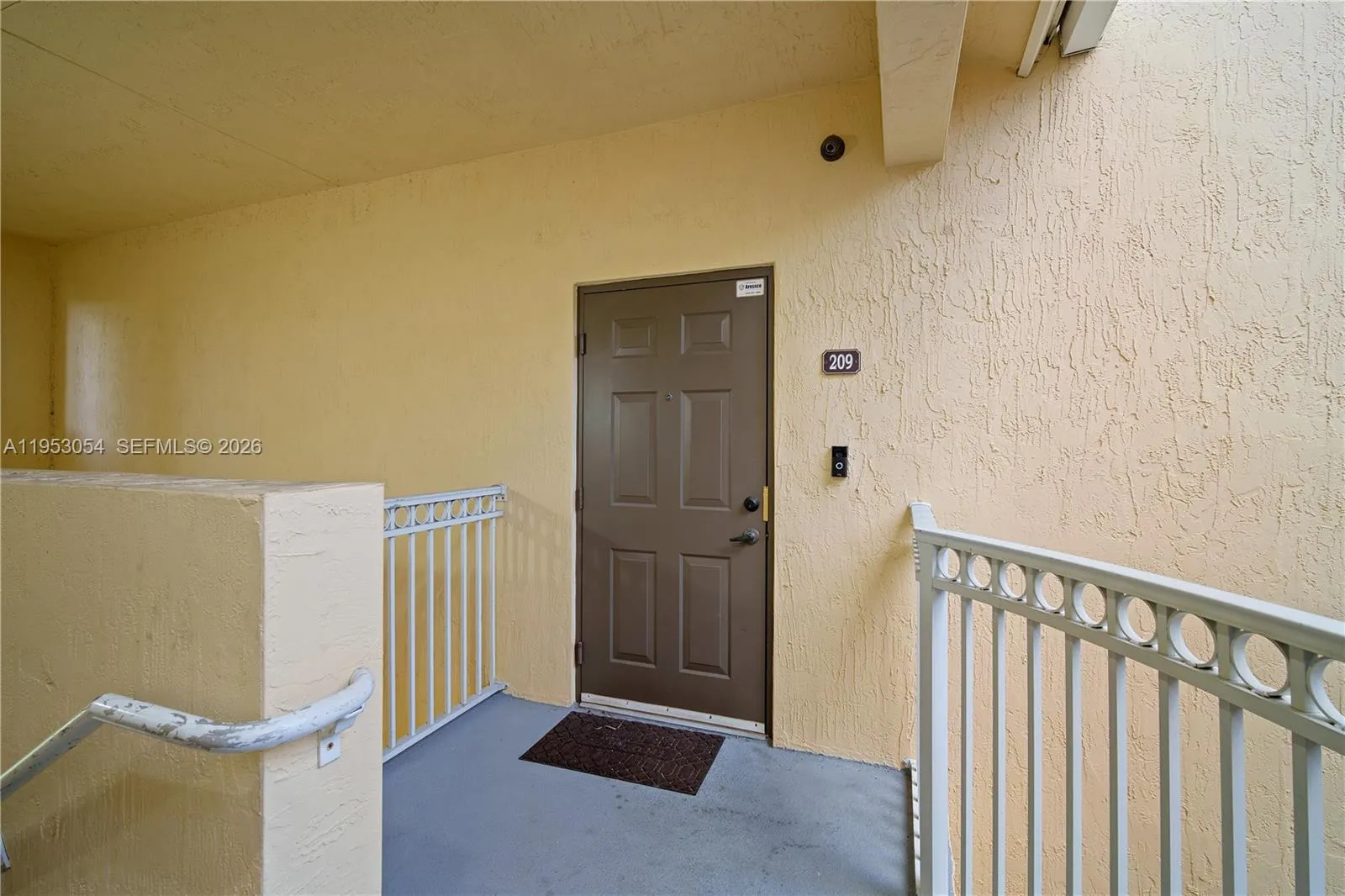 10242 NW 7th St # 209, Miami FL 33172