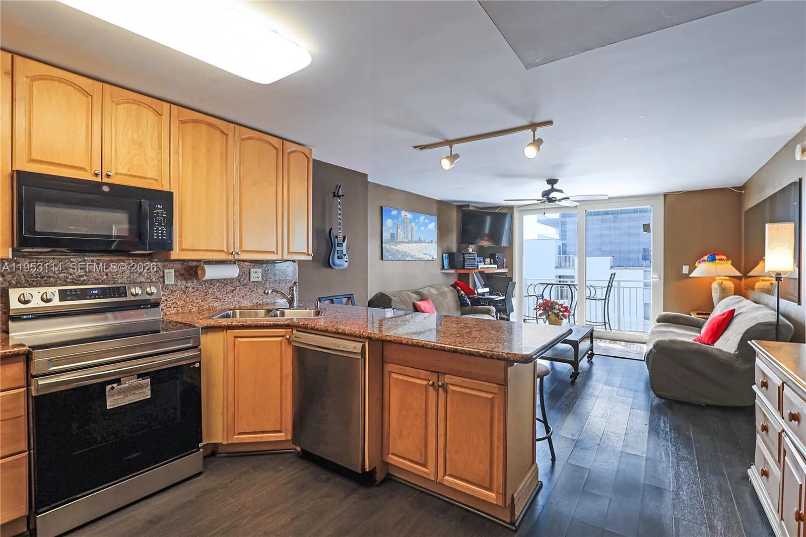 345 Ocean Dr # 714, Miami Beach FL 33139