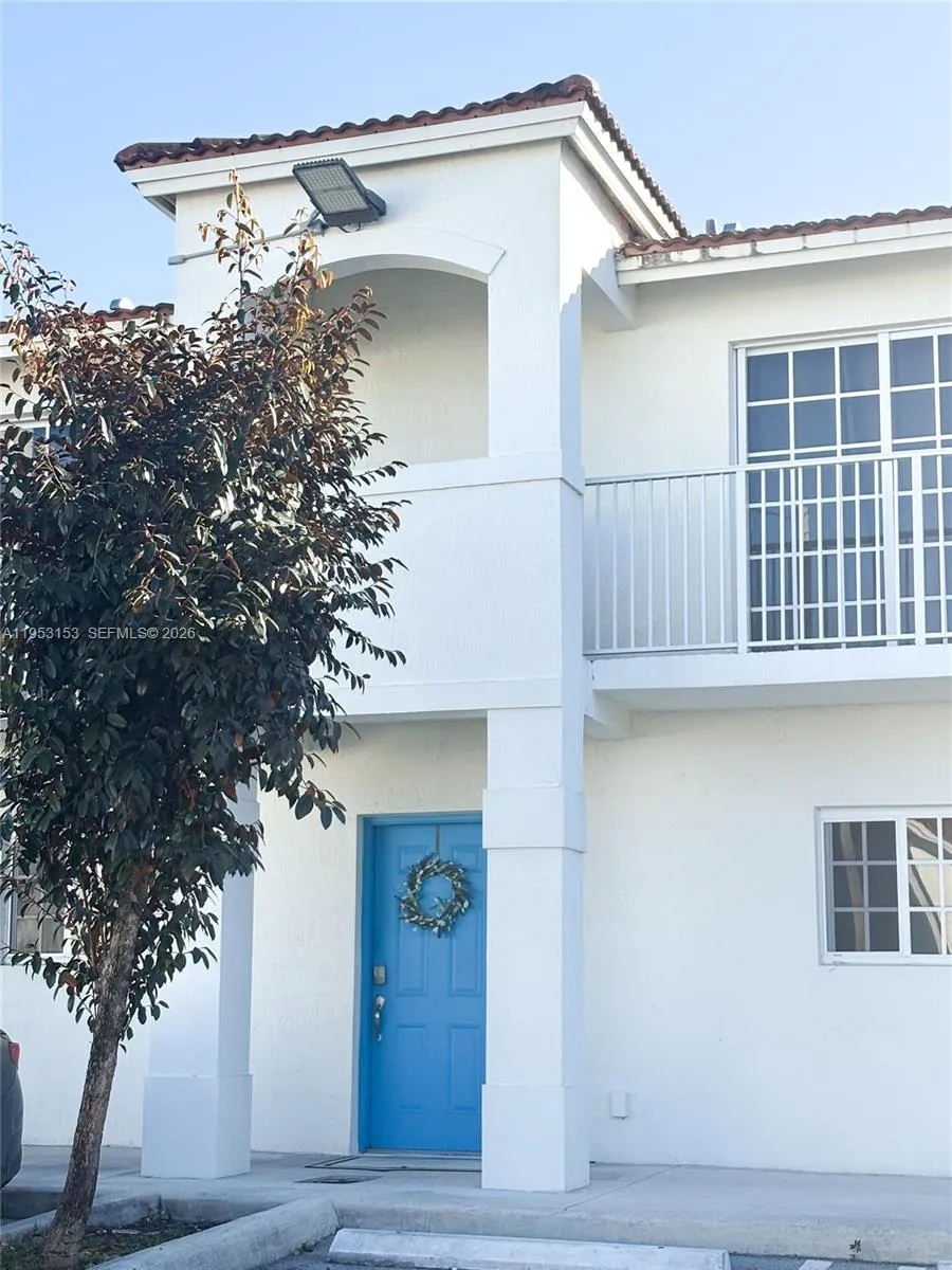 2 bedroom 1 bath for sale at 243 SW 6th Ln, Florida City FL 33034