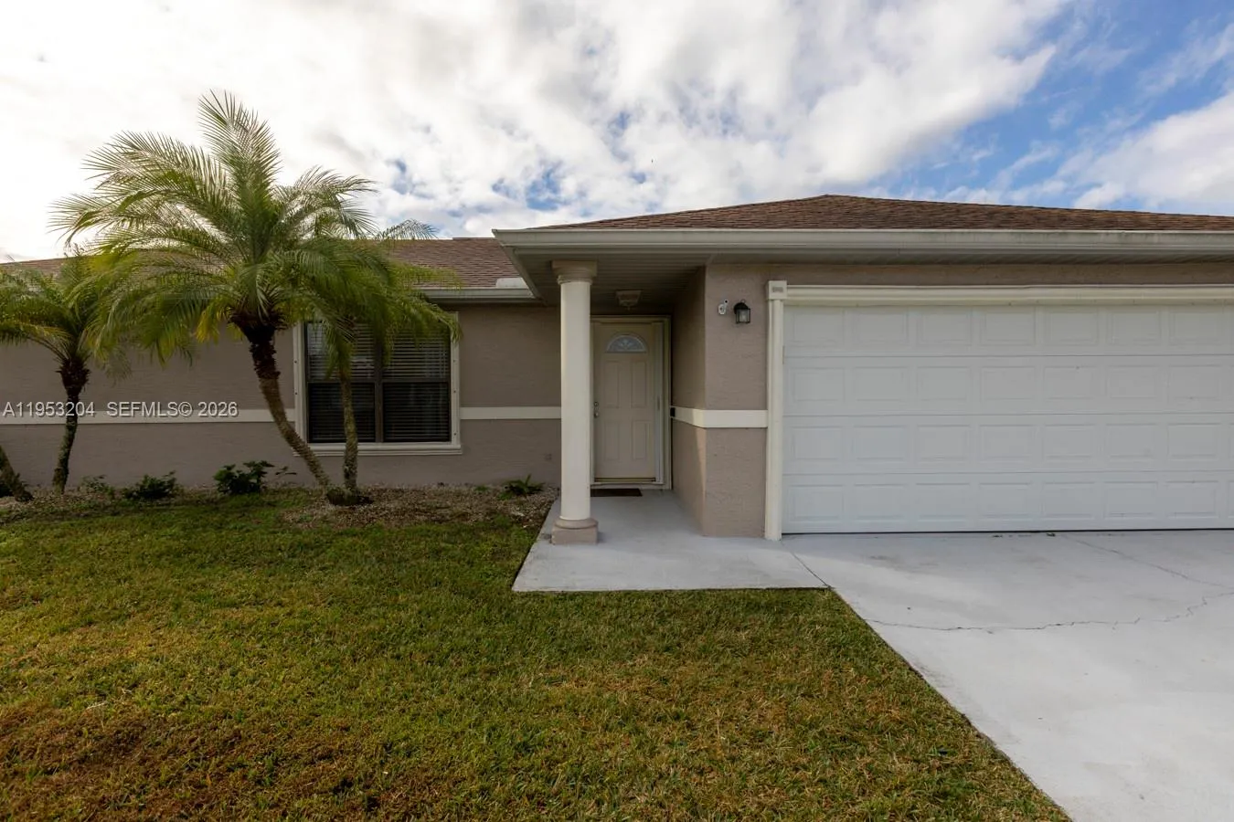 672 SW Stillman Ave, Port St. Lucie FL 34953