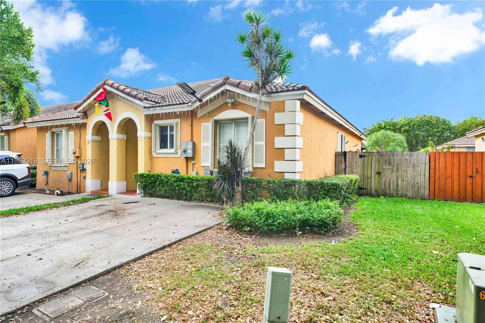 64 SW 15th Ter, Homestead FL 33030