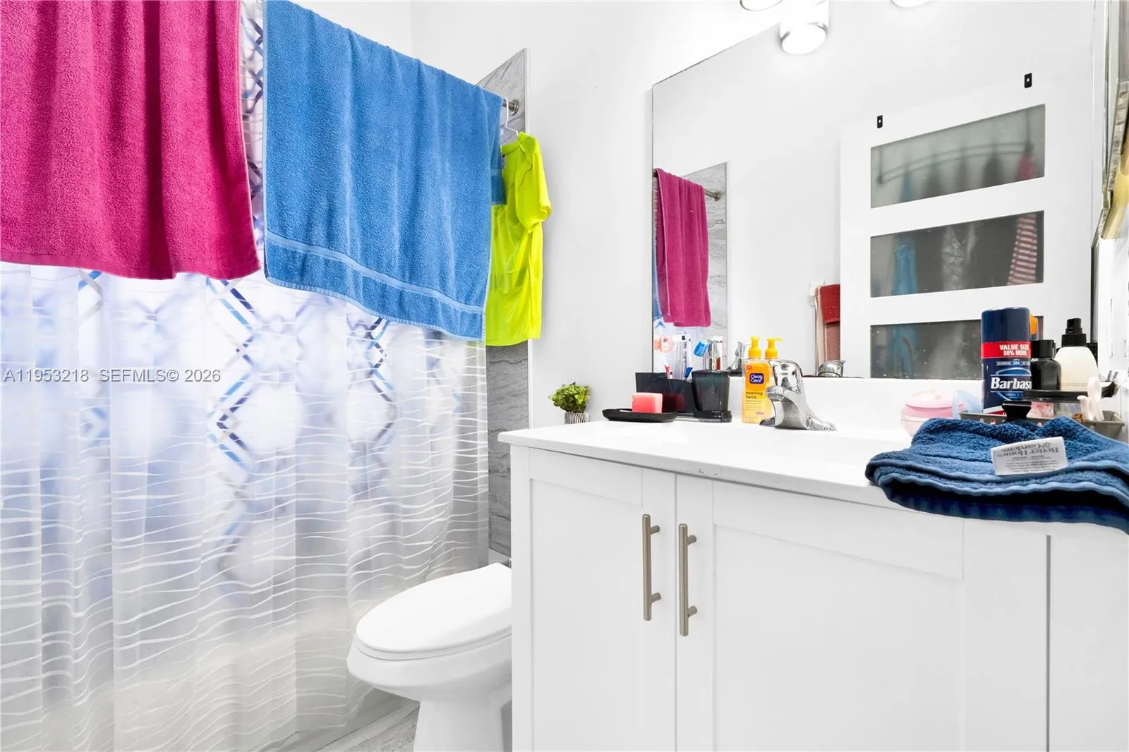 64 SW 15th Ter, Homestead FL 33030