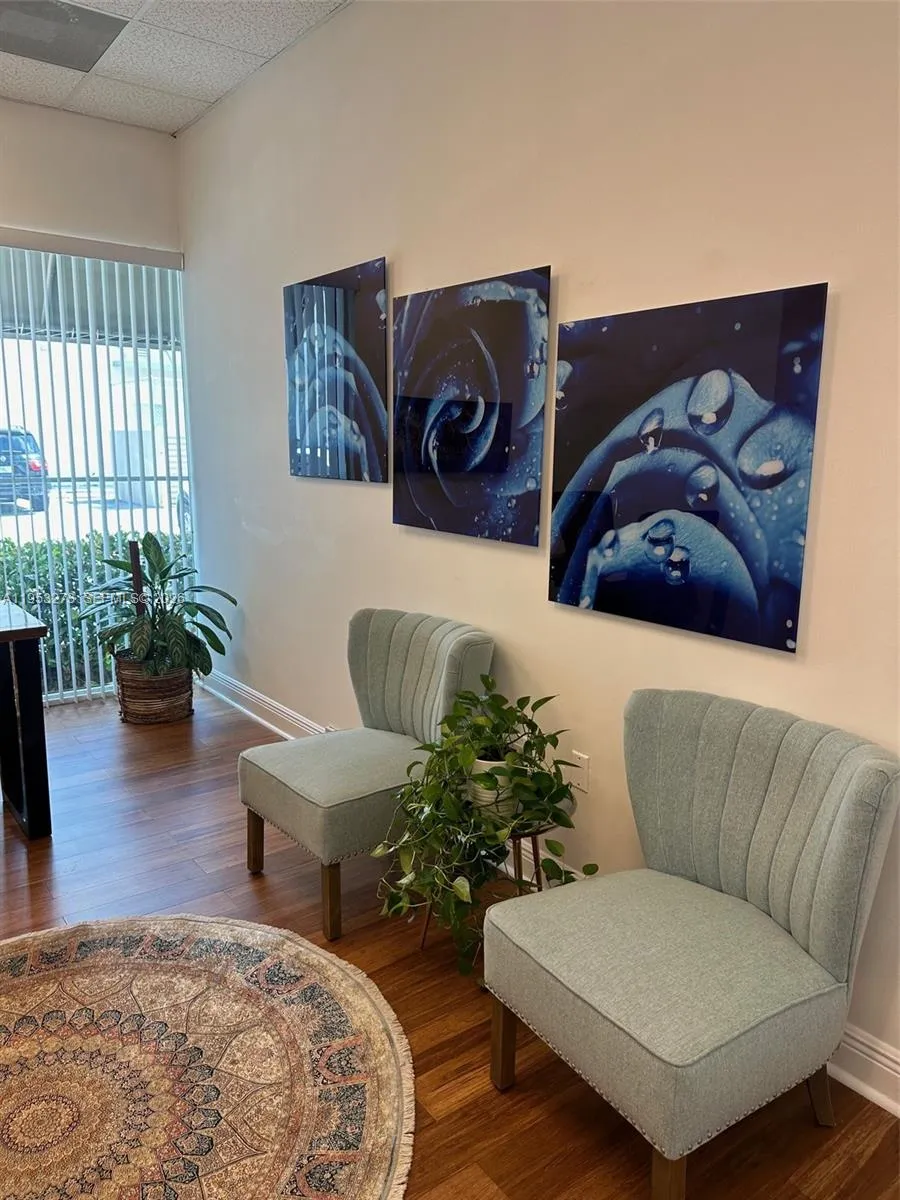 14221 SW 120th St, Miami FL 33186