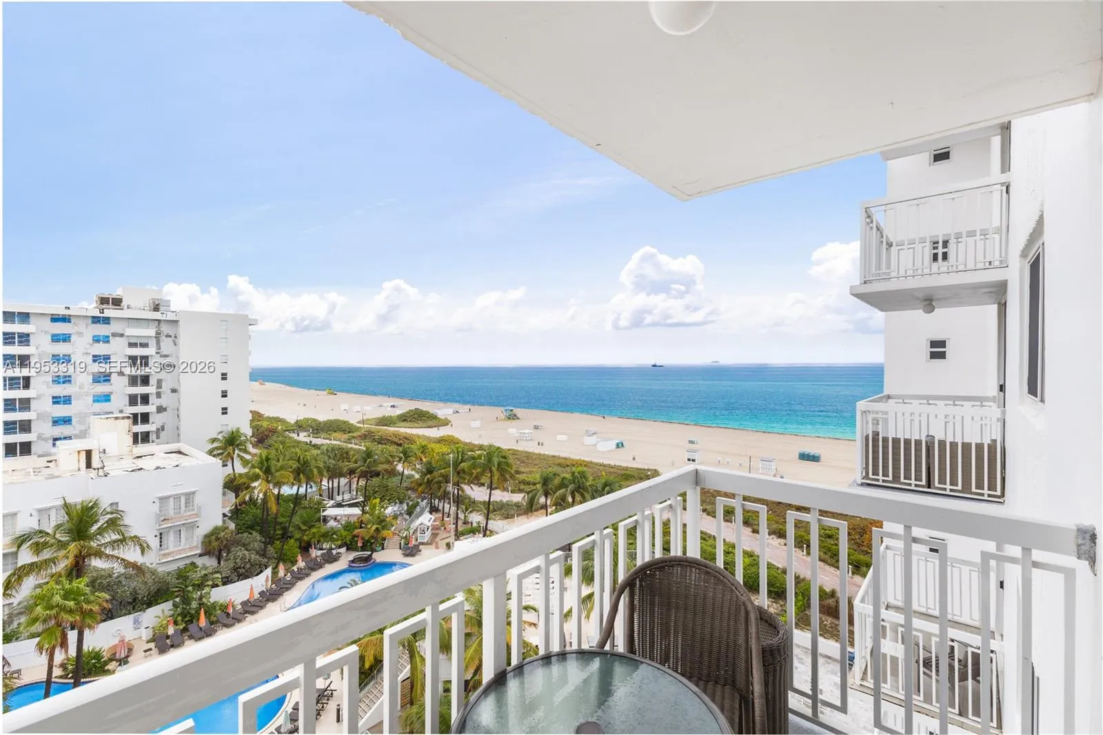 1 bedroom 1 bath for sale at 401 Ocean Dr # 920, Miami Beach FL 33139