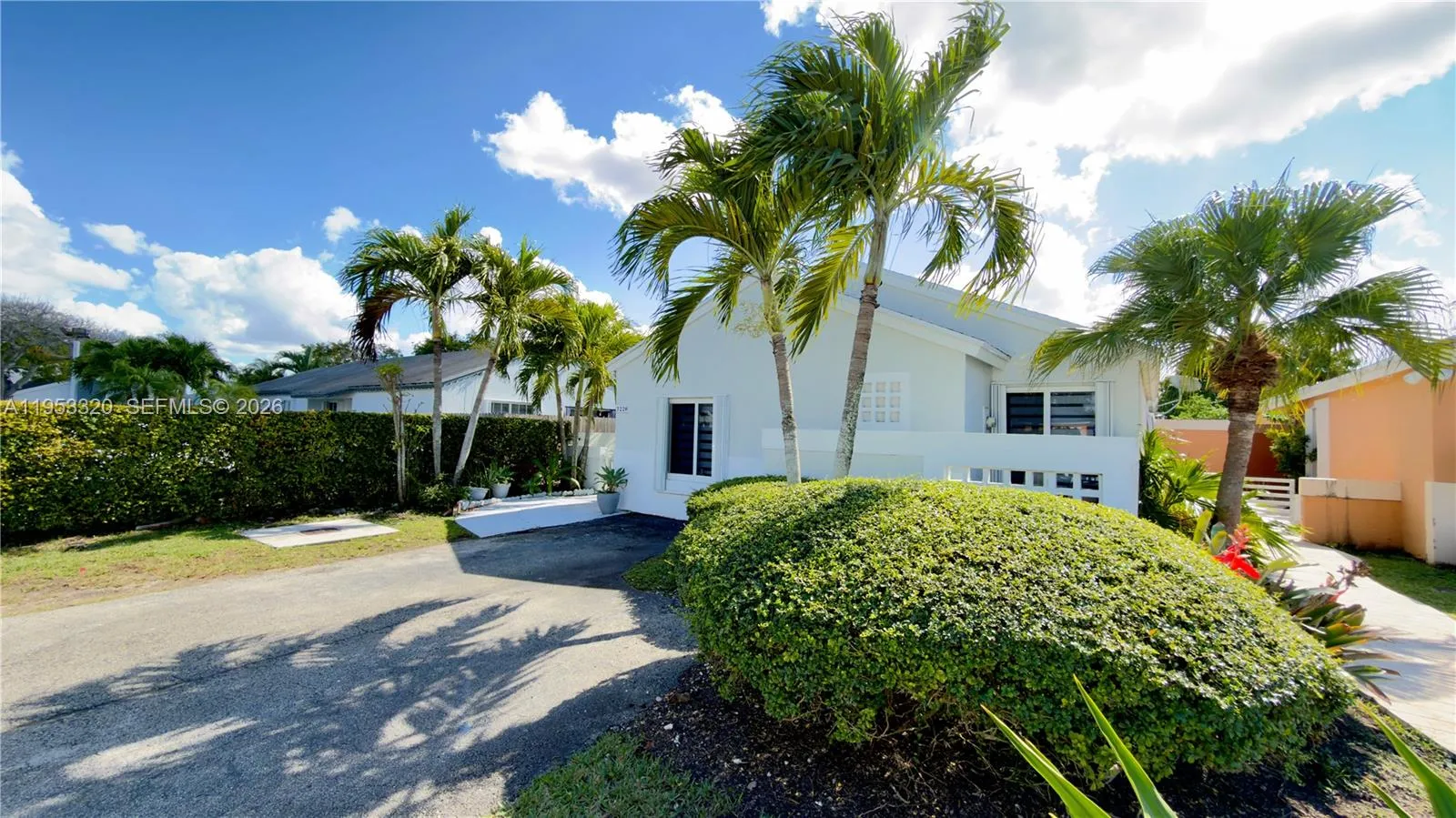 7220 SW 149th Ct, Miami FL 33193